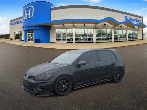 2019 Volkswagen Golf R 2.0T w/DCC & Navigation