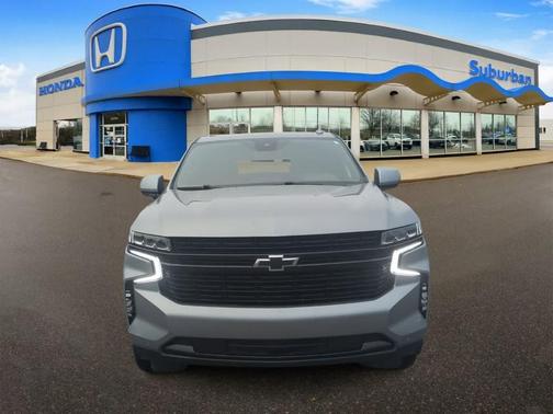 2023 Chevrolet Suburban RST