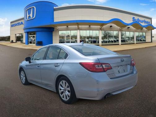 Ice Silver Metallic 2017 Subaru Legacy 2.5i Premium