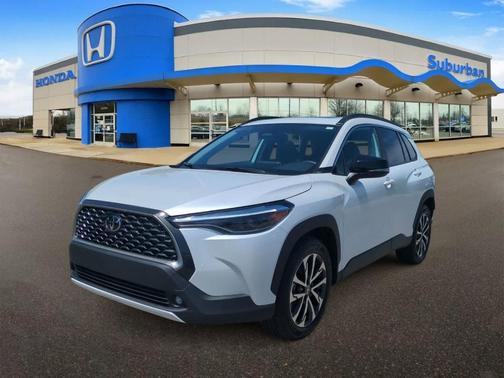 Wind Chill Pearl 2025 Toyota Corolla Cross XLE
