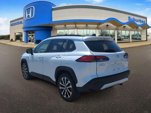 Wind Chill Pearl 2025 Toyota Corolla Cross XLE