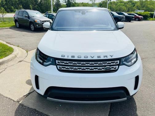 Fuji White 2018 Land Rover Discovery HSE