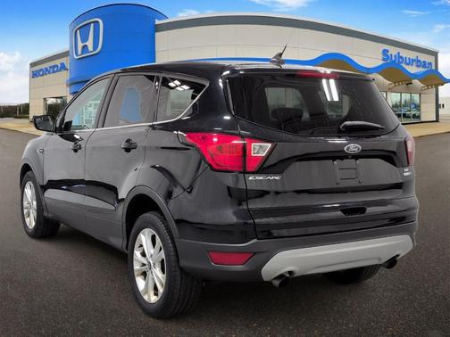 Agate Black Metallic 2019 Ford Escape SE
