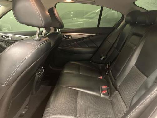 2016 INFINITI Q50 3.0T Red Sport 400