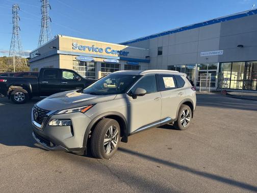 2023 Nissan Rogue SL