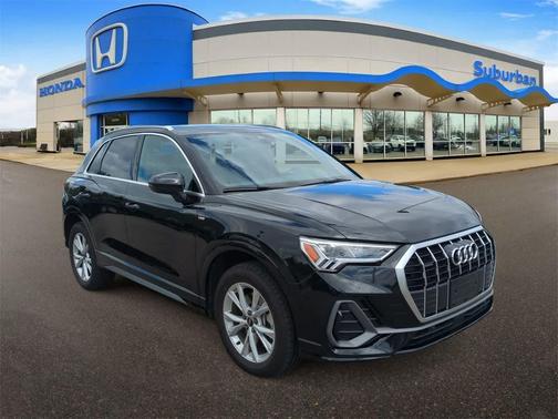 2023 Audi Q3 45 S line Premium
