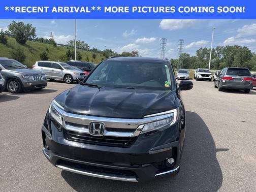 2022 Honda Pilot Touring 7-Passenger