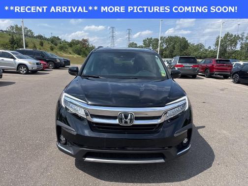 2022 Honda Pilot Touring 7-Passenger