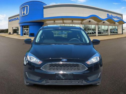 Shadow Black 2018 Ford Focus SE