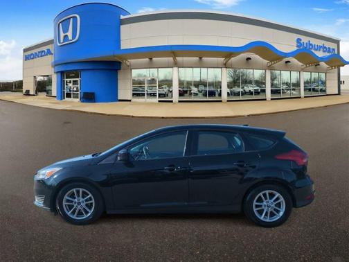 Shadow Black 2018 Ford Focus SE