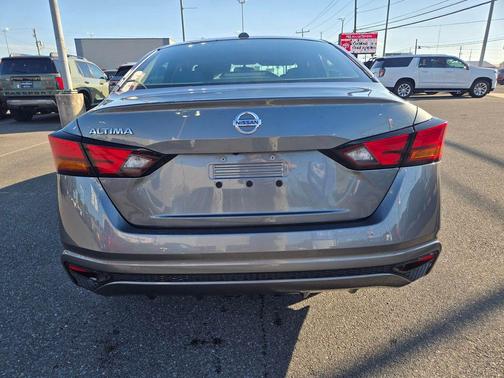 Gun Metallic 2020 Nissan Altima 2.5 S