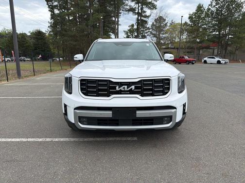 Glacial White Pearl 2023 Kia Telluride SX