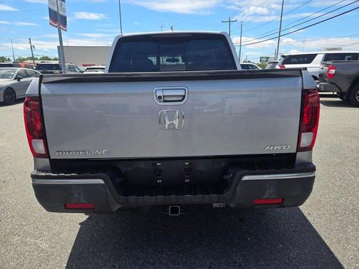 Silver 2019 Honda Ridgeline RTL-T