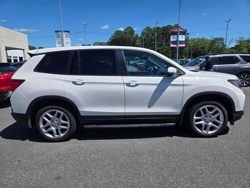 White 2025 Honda Passport EX-L