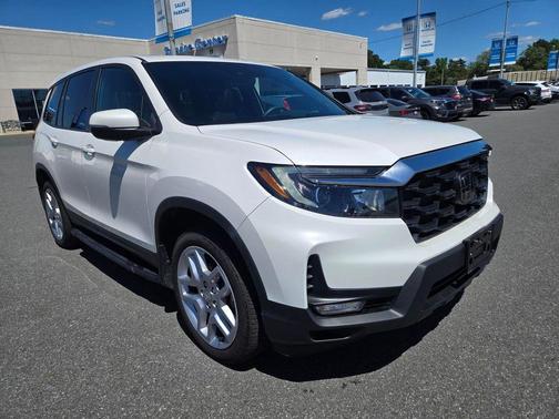 White 2025 Honda Passport EX-L