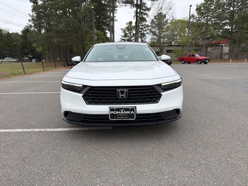 Platinum White Pearl 2023 Honda Accord