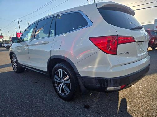 White 2016 Honda Pilot EX-L