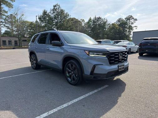 Gray Pearl 2025 Honda Pilot Sport