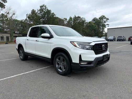 White 2021 Honda Ridgeline RTL-E