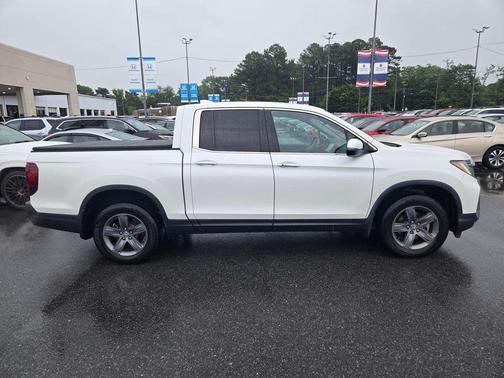 White 2021 Honda Ridgeline RTL-E
