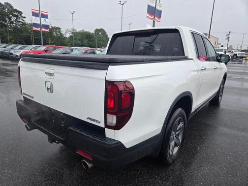 White 2021 Honda Ridgeline RTL-E
