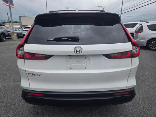 White 2023 Honda CR-V EX