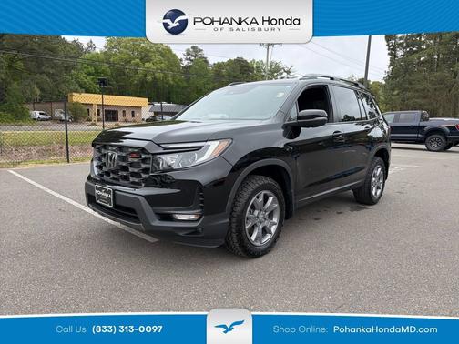 Crystal Black Pearl 2025 Honda Passport