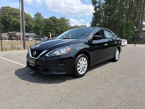Black 2019 Nissan Sentra SV