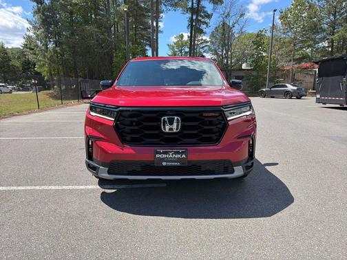 Radiant Red Metallic Ii 2025 Honda Pilot