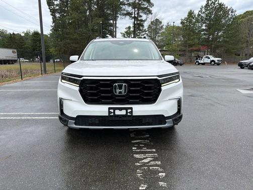 Platinum White Pearl 2023 Honda Pilot