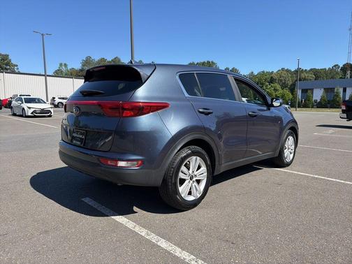Pacific Blue 2019 Kia Sportage LX