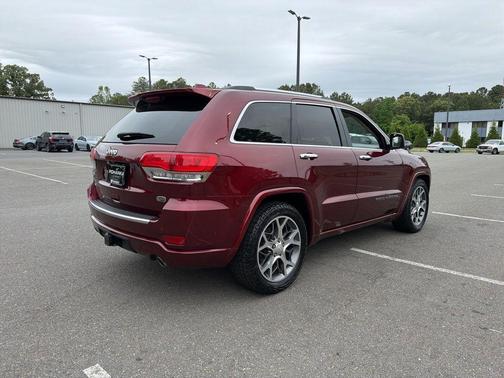 Velvet Red Pearlcoat 2020 Jeep Grand Cherokee Overland