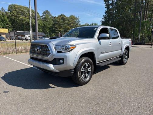 Silver Sky Metallic 2017 Toyota Tacoma TRD Sport