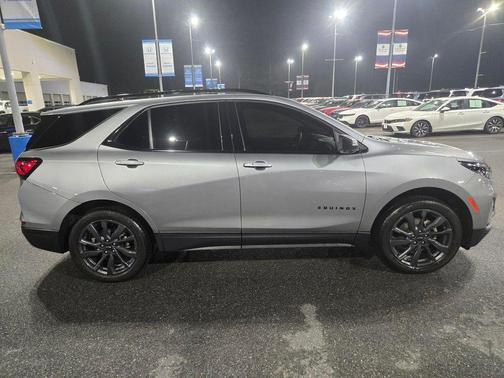 Sterling Gray Metallic 2024 Chevrolet Equinox RS