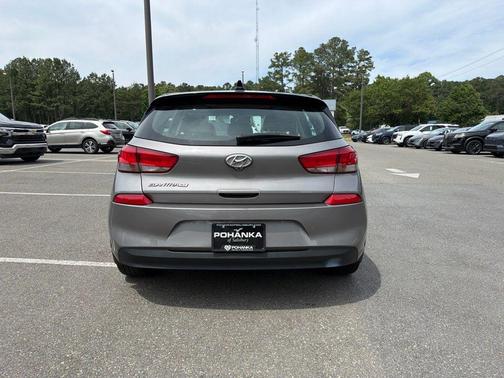 Metal 2020 Hyundai Elantra GT Base