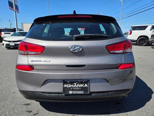 Metal 2020 Hyundai Elantra GT Base