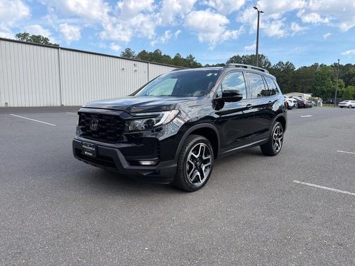 Crystal Black Pearl 2022 Honda Passport Elite