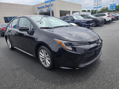 Midnight Black Metallic 2026 Toyota Corolla LE