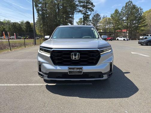 Lunar Silver Metallic 2023 Honda Pilot