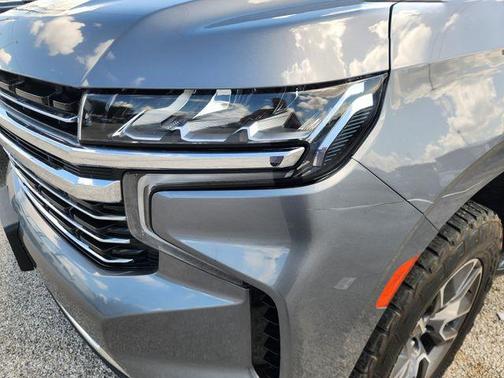 Satin Steel Metallic 2021 Chevrolet Suburban LT