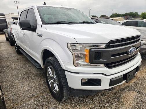 Oxford White 2019 Ford F-150 XLT