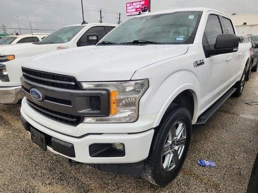 Oxford White 2019 Ford F-150 XLT