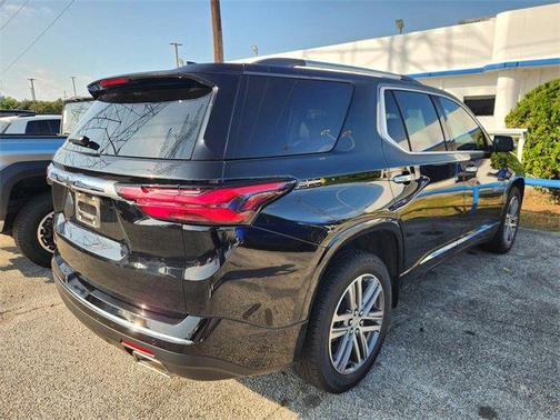 2023 Chevrolet Traverse High Country