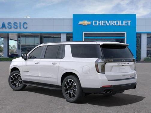 2025 Chevrolet Suburban RST