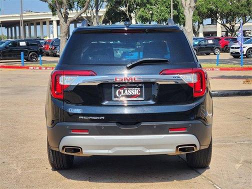 2022 GMC Acadia SLT