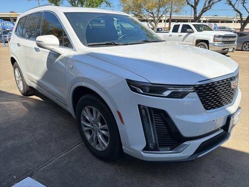 2023 Cadillac XT6 Luxury FWD