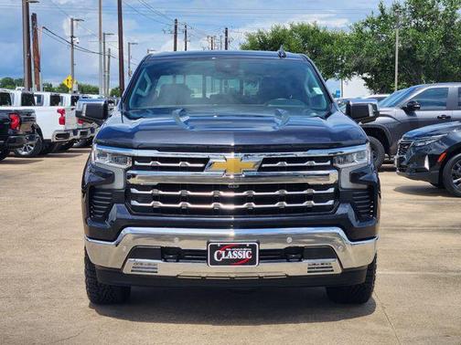 Dark Ash Metallic 2024 Chevrolet Silverado 1500 LTZ