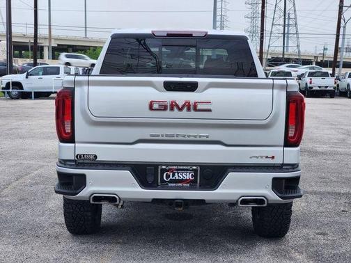 Quicksilver Metallic 2022 GMC Sierra 1500 AT4