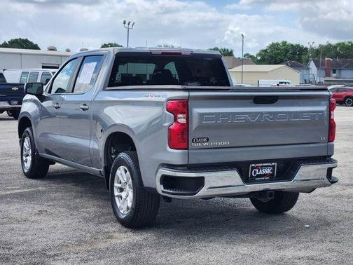 Sterling Gray Metallic 2024 Chevrolet Silverado 1500 LT