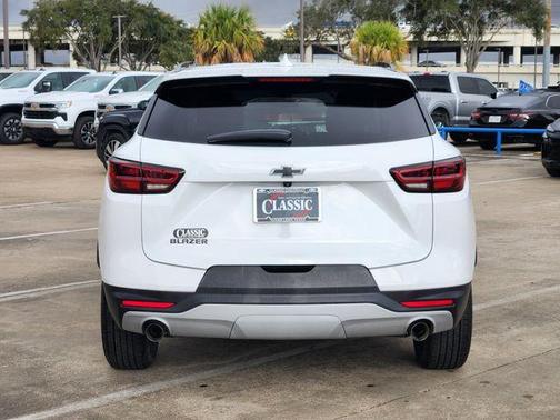 2023 Chevrolet Blazer 2LT
